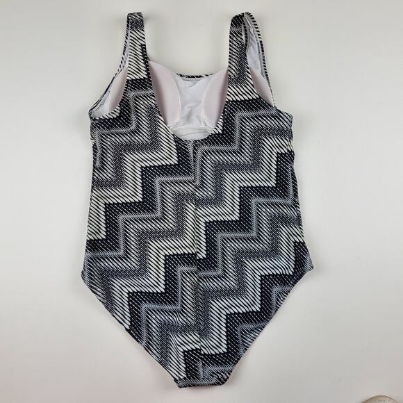 Catalina Swim One Piece Swimsuit Padded Support Bra Black Chevron Pattern Large - Picture 5 of 8